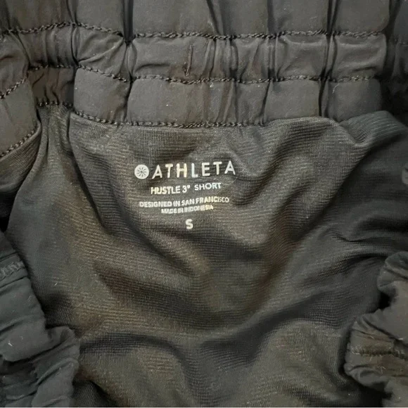 Athleta Women's Hustle 3” Short - Picture 3 of 6